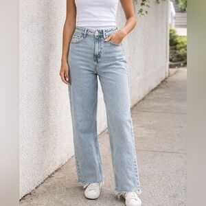 Zara High Rise 100% Cotton Straight Leg Vintage Light Wash Raw Hem Jeans Size 4